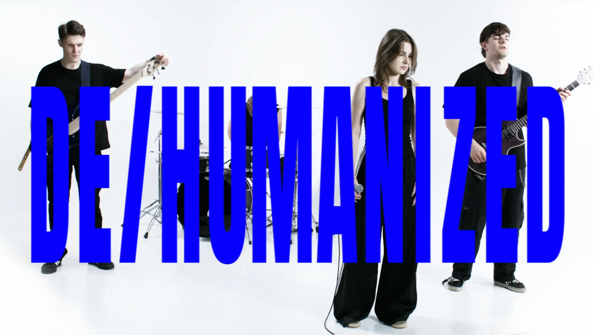 Miniatura klipu De/humanized